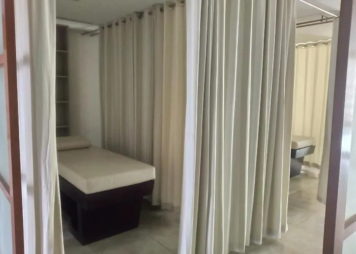 Mactan Newtown Deluxe 8 Boulevard 8 Appartement *