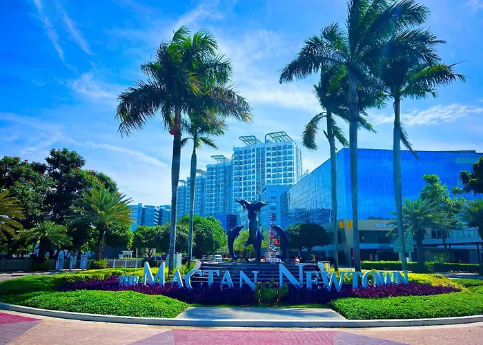 Mactan Newtown Deluxe 8 Boulevard 8