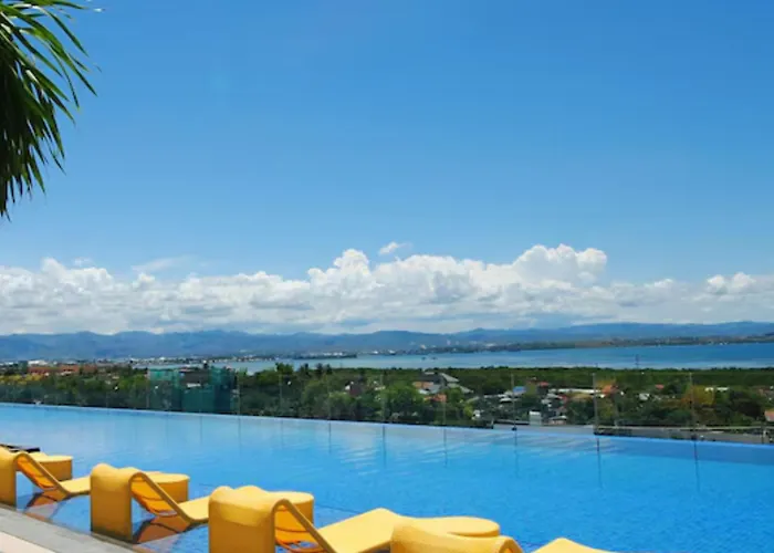 Mactan Newtown Deluxe 8 Boulevard 8 * Punta Engaño
