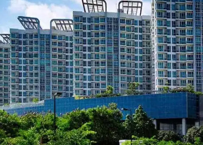 Mactan Newtown Deluxe 8 Boulevard 8 Apartment *