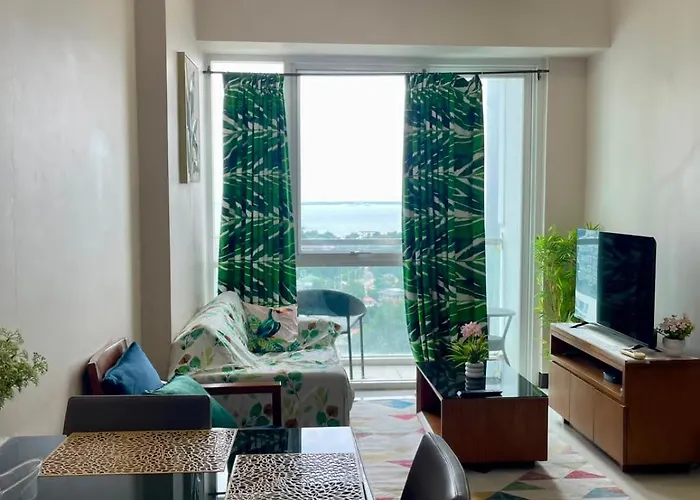 Mactan Newtown Deluxe 8 Boulevard 8